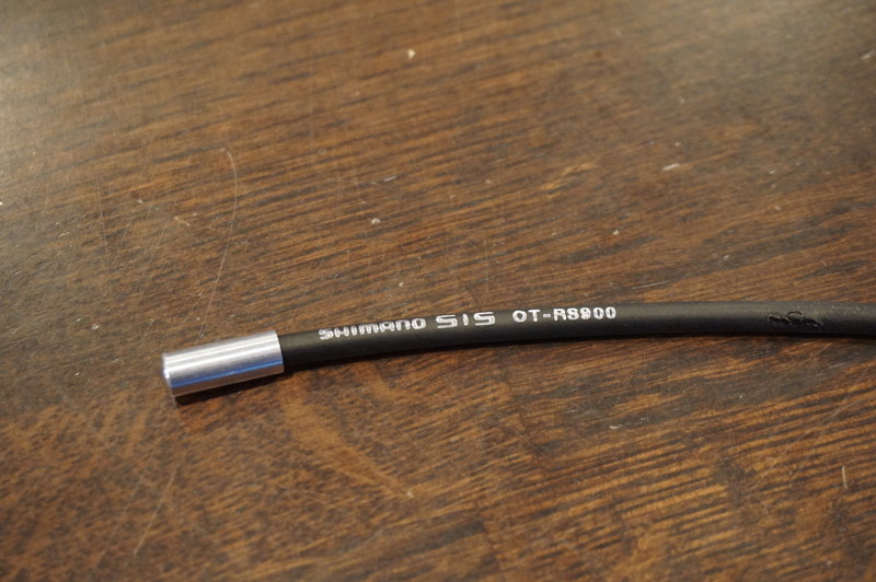 シマノの現行リアディレイラーには専用アウターを使います。 | TREK