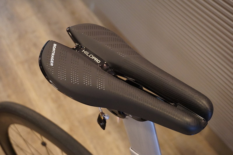 bontrager hilo pro carbon saddle