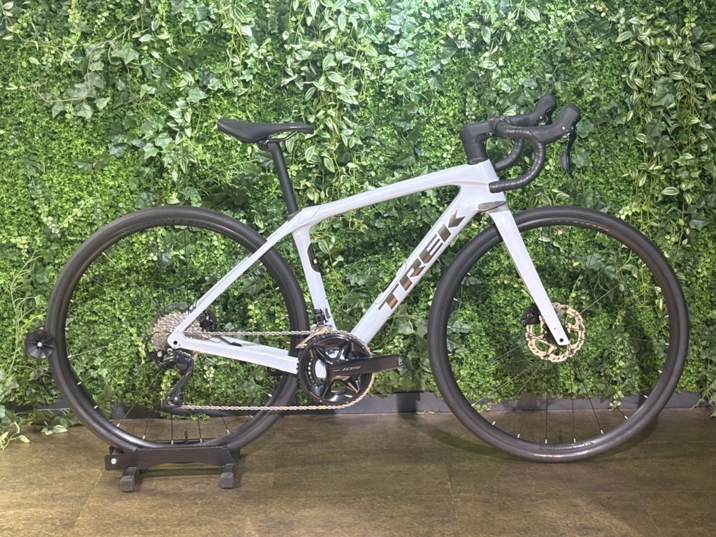 エンデュランスロードバイク TREK Domane SL5 Gen4 
